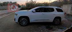 GMC Acadia